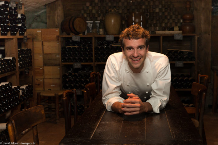 Restaurant-La-Tour-Sancerre-Credit-David-Lebrun-Imageos.fr--1--700x467 (1)compress